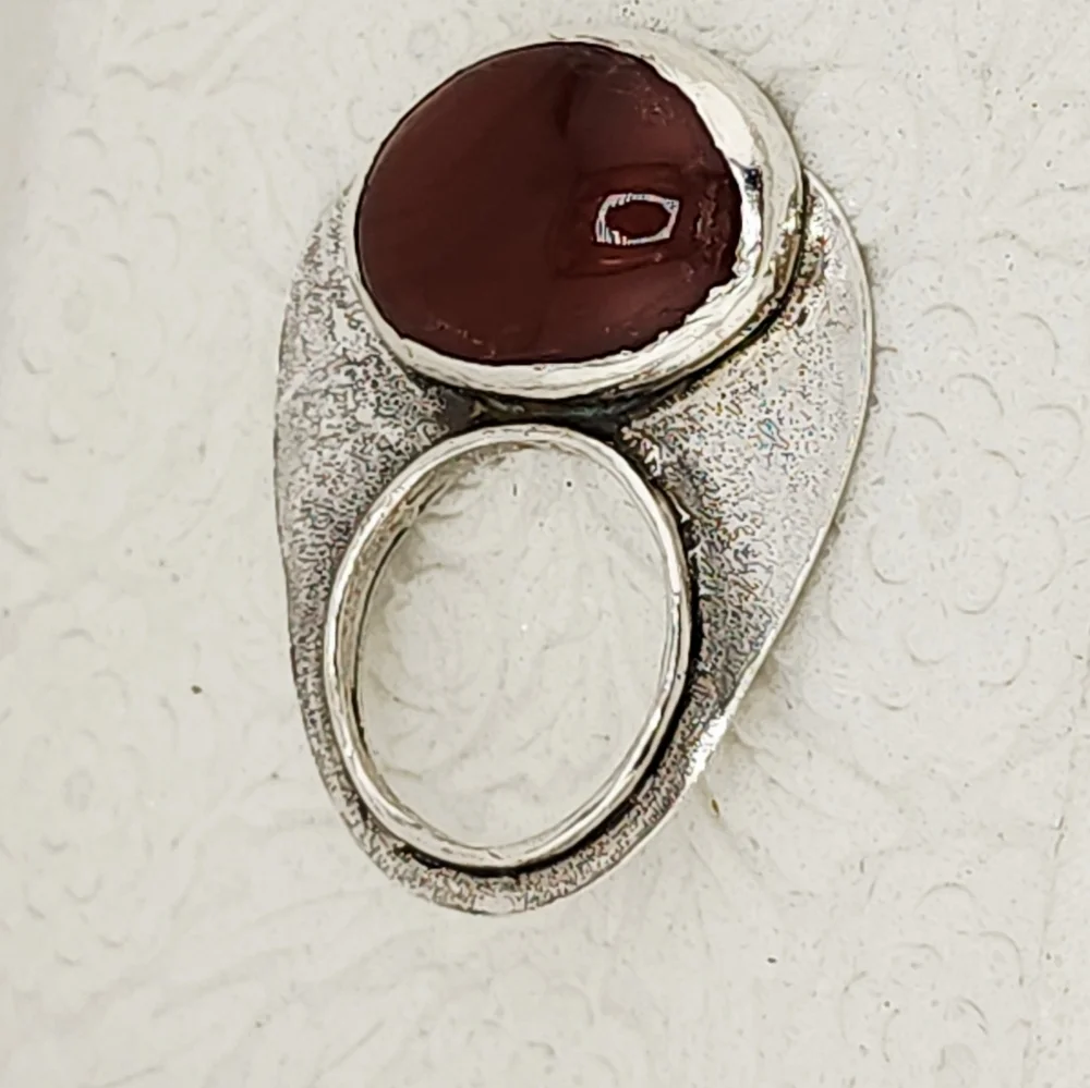 CARNELIAN AVANT GARDE STATEMENT RING IN RECYCLED STERLING SILVER METAL SIZE 9